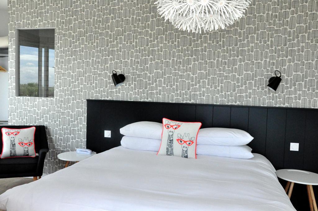 Logis Hotel Du Port Plobannalec Εξωτερικό φωτογραφία